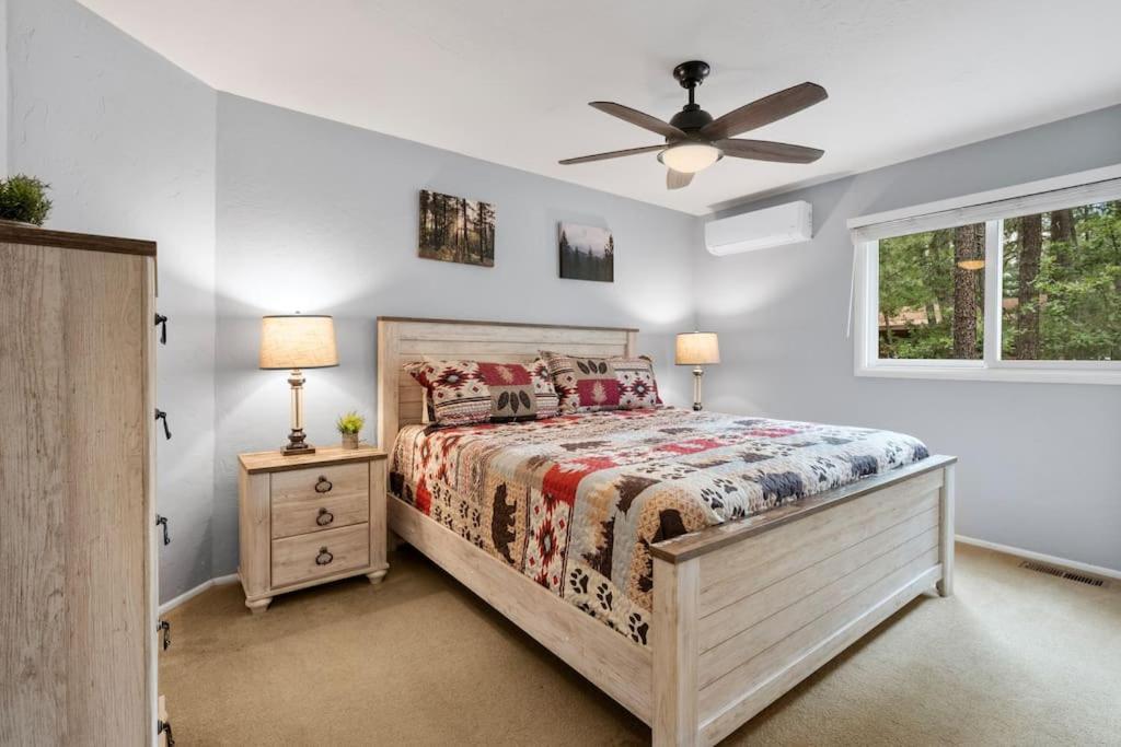 Luxury Cabin Oasis Getaway Heart Of Munds Park Exterior foto